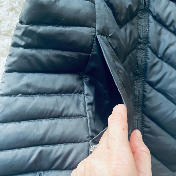 Blanc Noir Puffer Hooded Vest feather Down Size Small - Picture 3 of 8